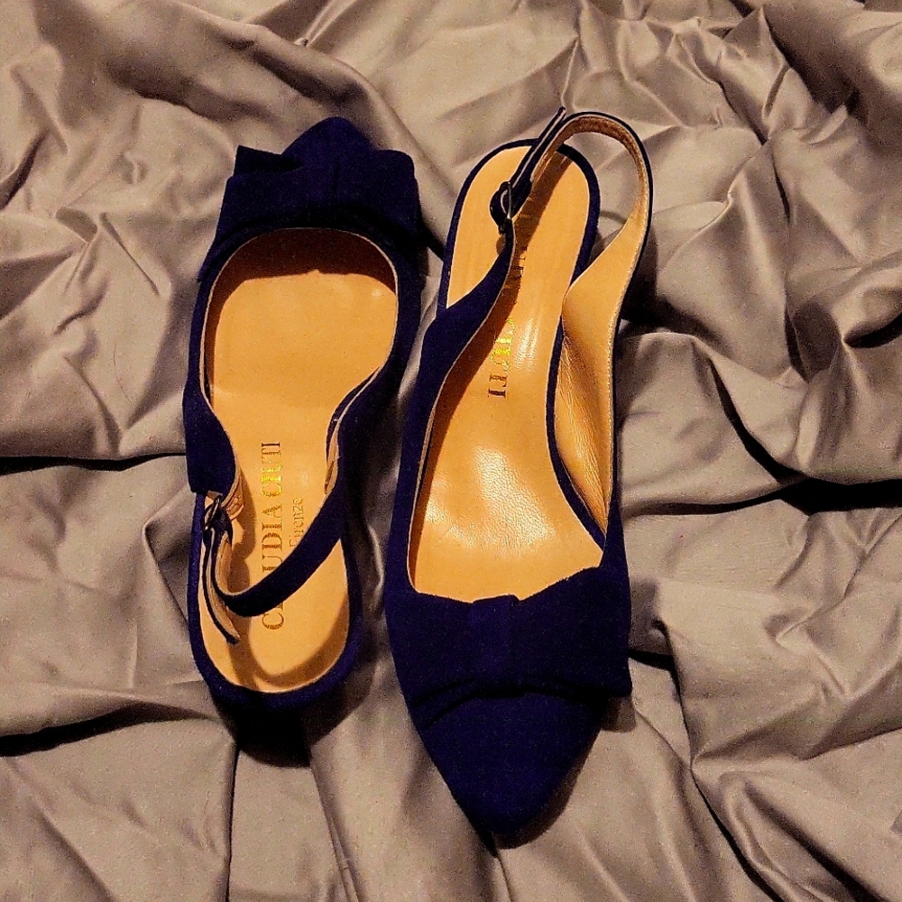 Claudia Ciuti sling back heels